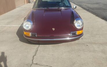 Porsche-1969-red-1