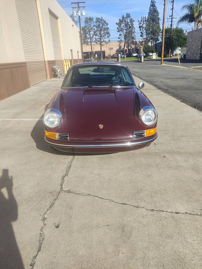 Porsche-1969-red-1