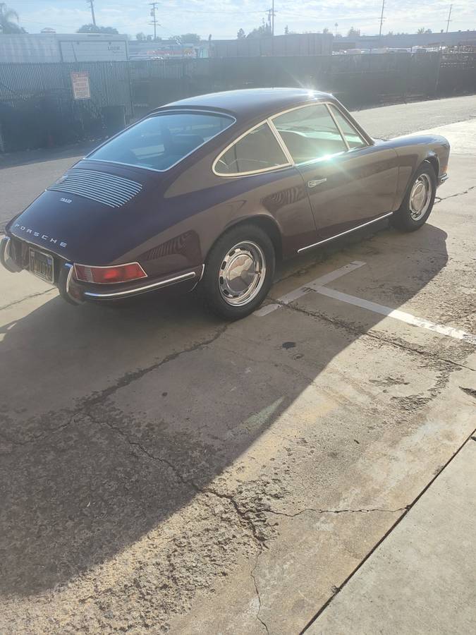 Porsche-1969-red-3