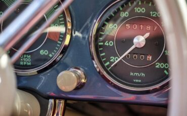 Porsche-356a-1957-Aquamarine-Blue-Red-12