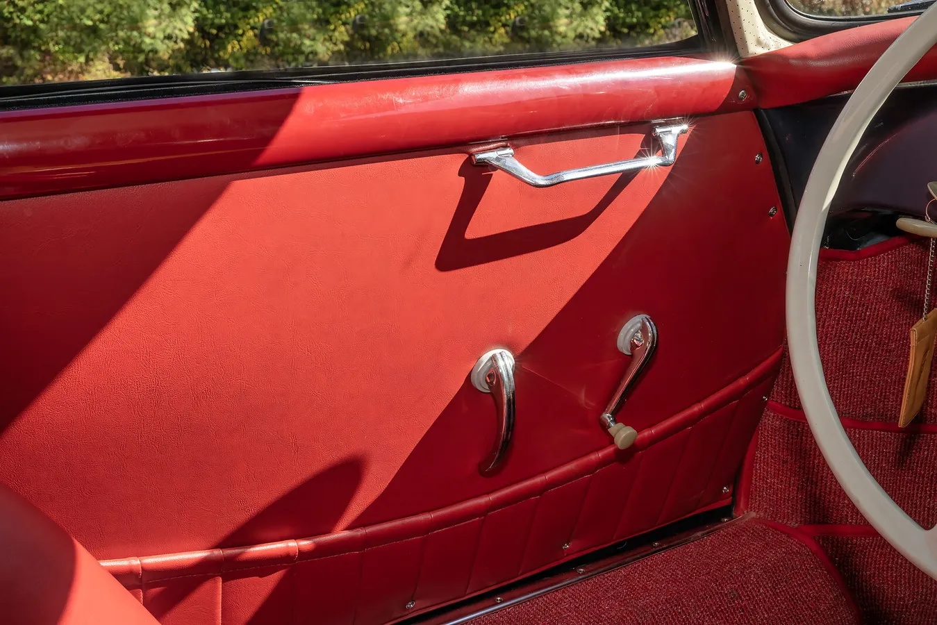 Porsche-356a-1957-Aquamarine-Blue-Red-13