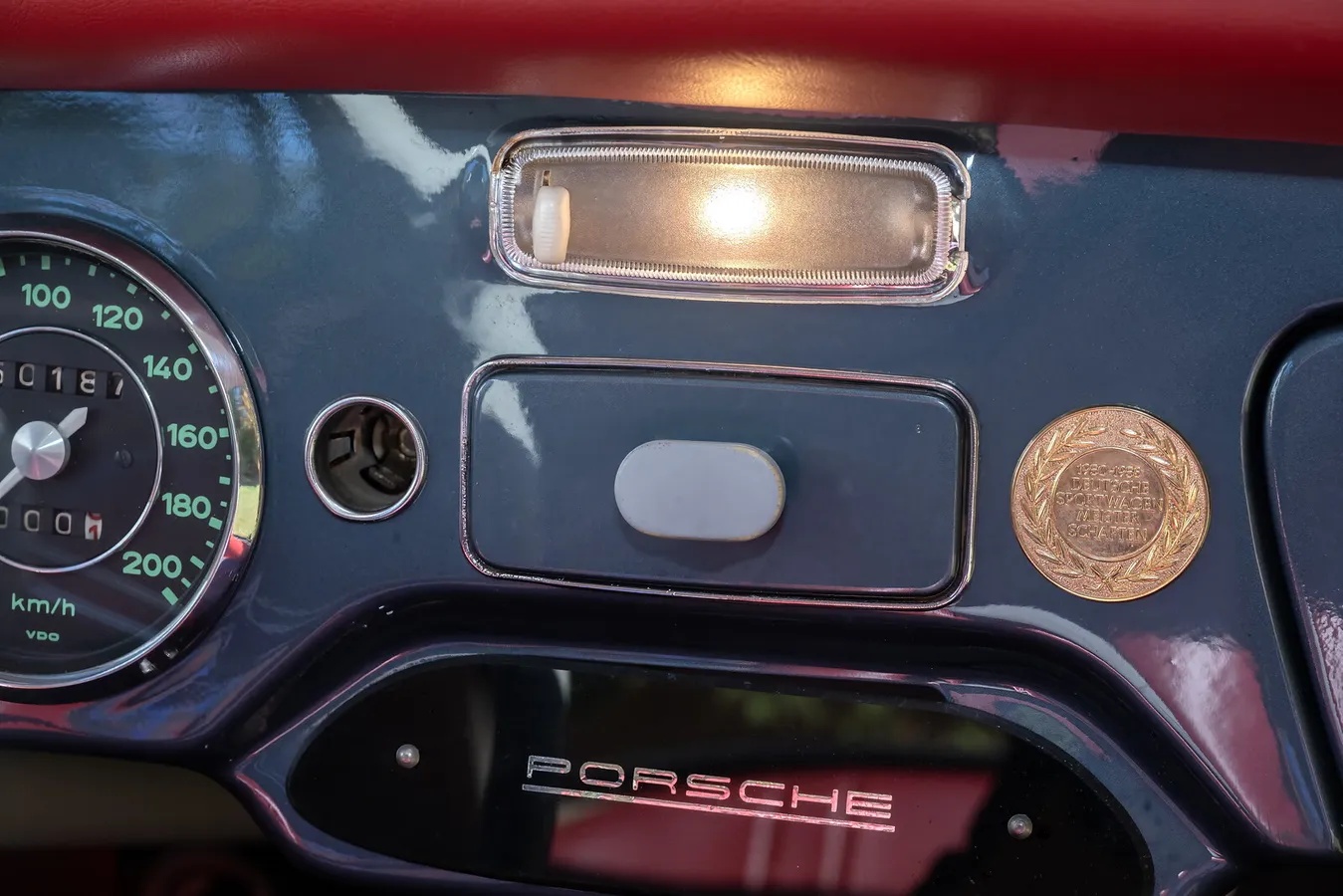 Porsche-356a-1957-Aquamarine-Blue-Red-15