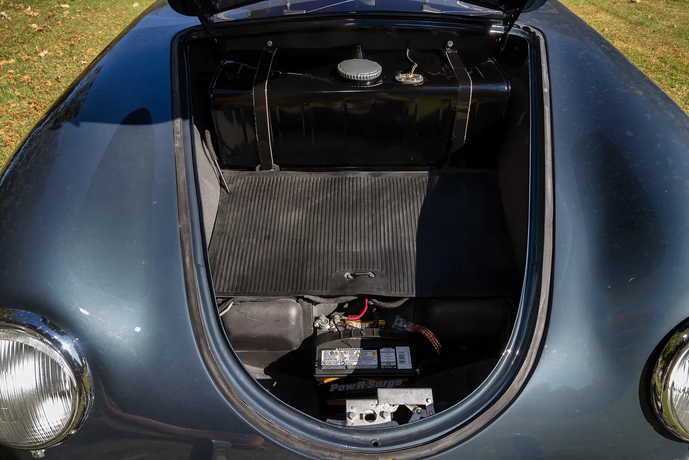 Porsche-356a-1957-Aquamarine-Blue-Red-6