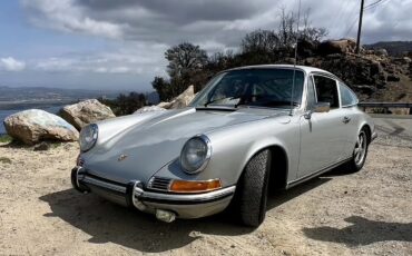Porsche-911-1971-Silver-Black-15