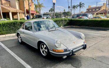 Porsche-911-1971-Silver-Black
