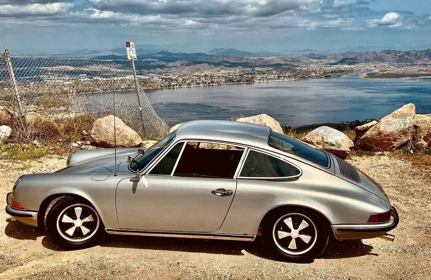 Porsche-911-1971-Silver-Black-4