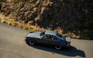 Porsche-911-1975-6