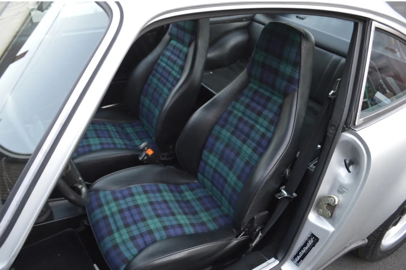 Porsche-911-1979-Silver-Black-6