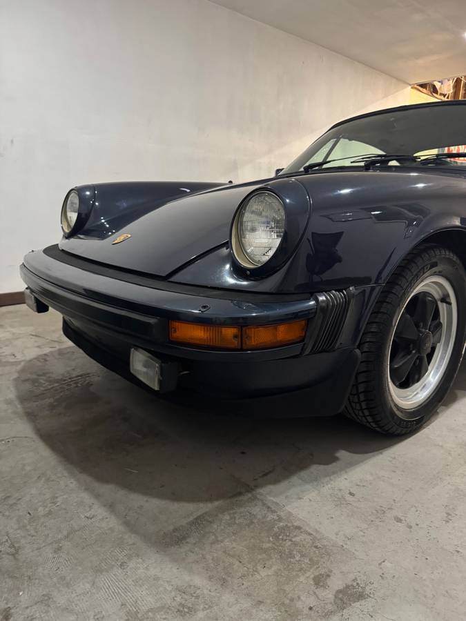 Porsche-911-1981-1