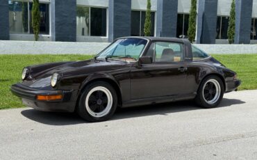 Porsche-911-1981-22