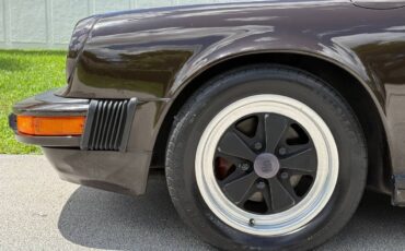 Porsche-911-1981-6