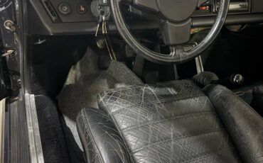 Porsche-911-1981-6