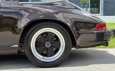Porsche-911-1981-7