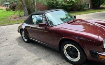 Porsche-911-1983-Ruby-Red-Metallic-Tan-2