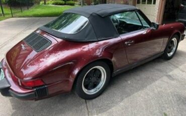 Porsche-911-1983-Ruby-Red-Metallic-Tan-6