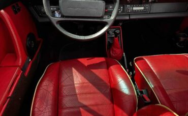 Porsche-911-1985-Black-Cancan-Red-1