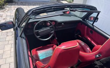 Porsche-911-1985-Black-Cancan-Red-2