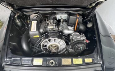 Porsche-911-1985-Black-Cancan-Red-5