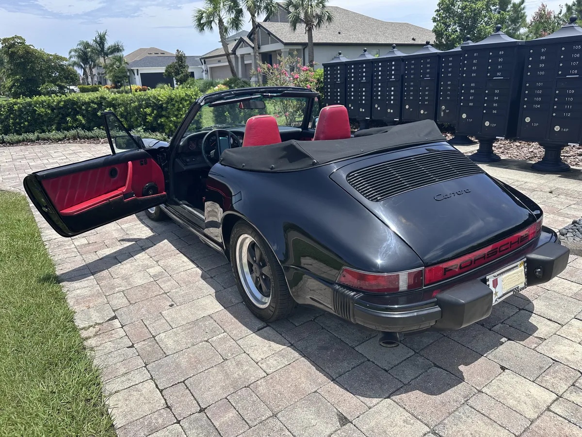 Porsche-911-1985-Black-Cancan-Red-7