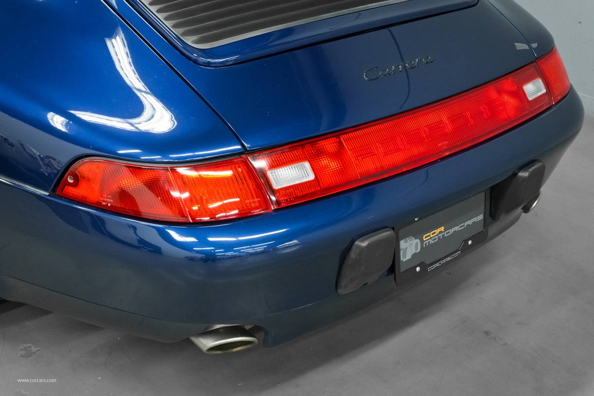 Porsche-911-1995-blue-10