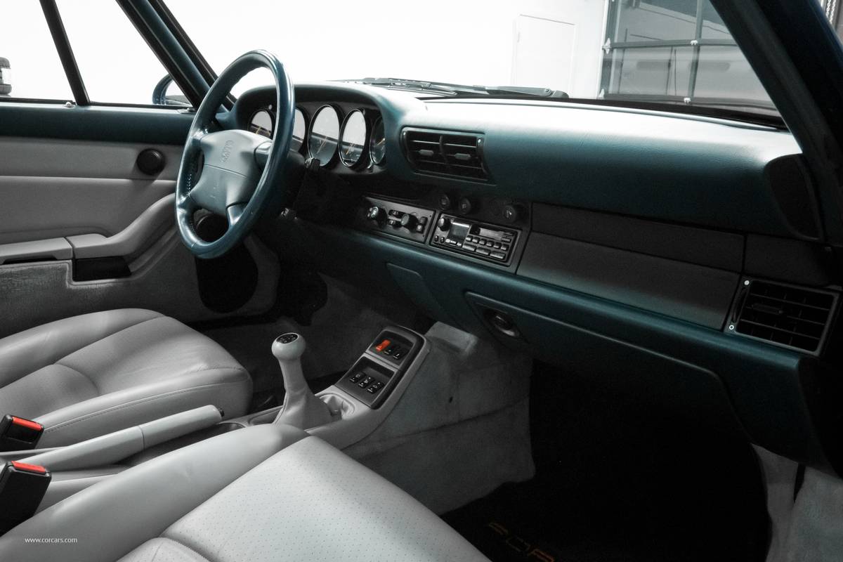 Porsche-911-1995-blue-18