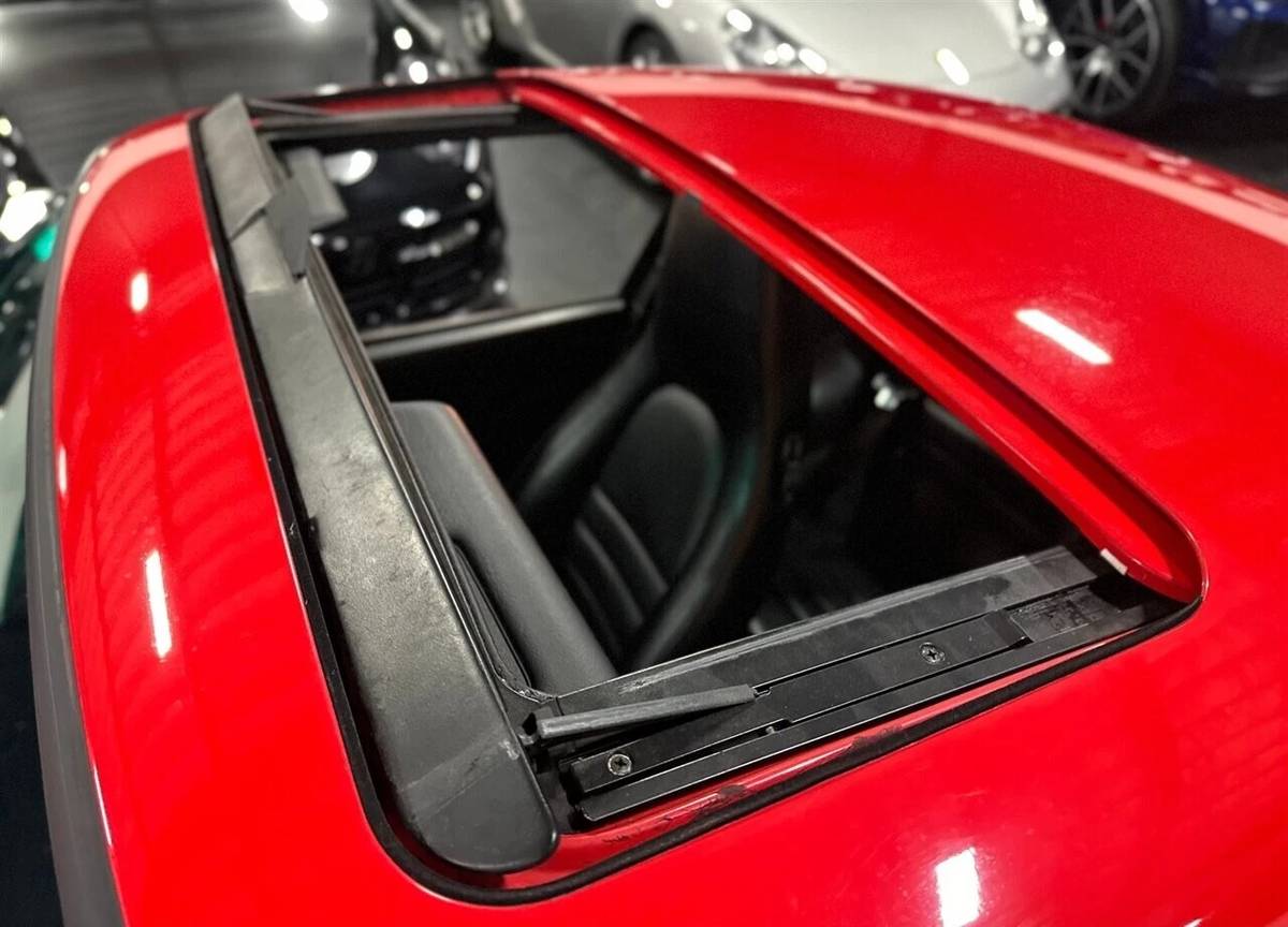 Porsche-911-carrera-1989-red-12