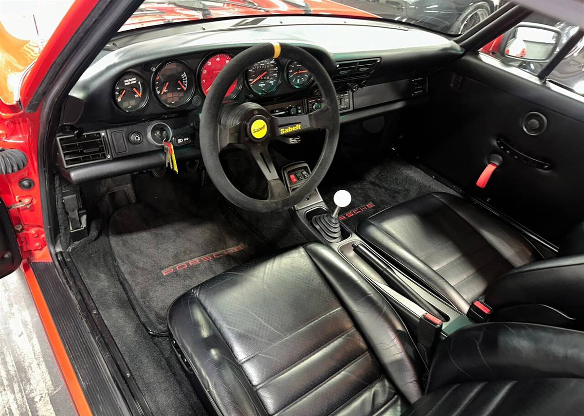 Porsche-911-carrera-1989-red-4