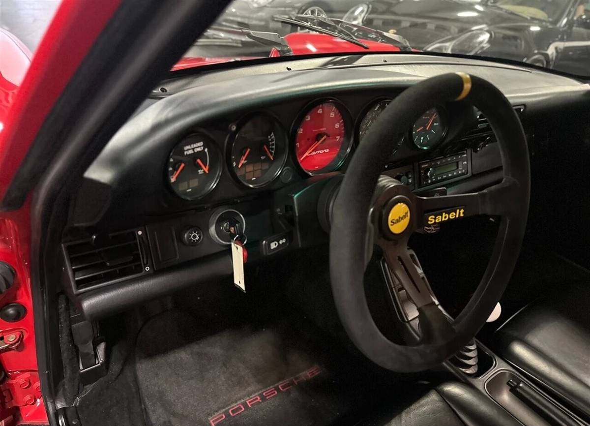 Porsche-911-carrera-1989-red-6