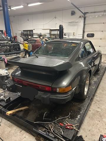 Porsche-911-sc-1980-grey-14