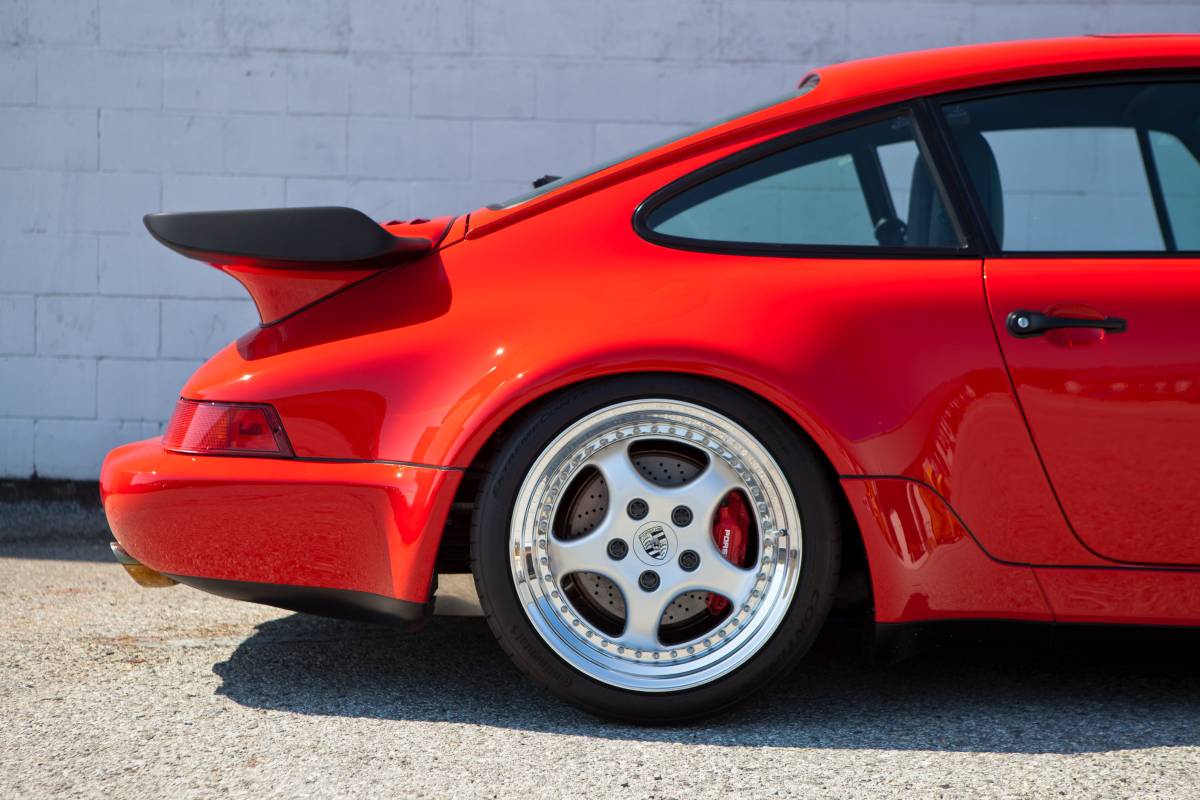 Porsche-911-turbo-1991-red-10