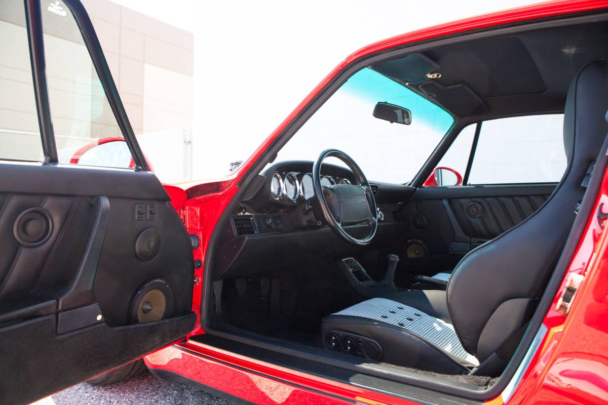 Porsche-911-turbo-1991-red-22