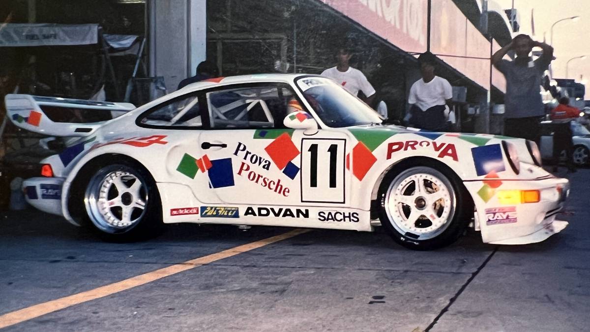 Porsche-911-turbo-1991-white-4