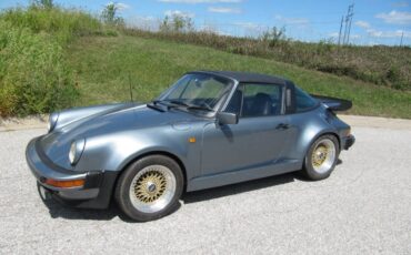 Porsche-911-turbolook-targa-1983-blue