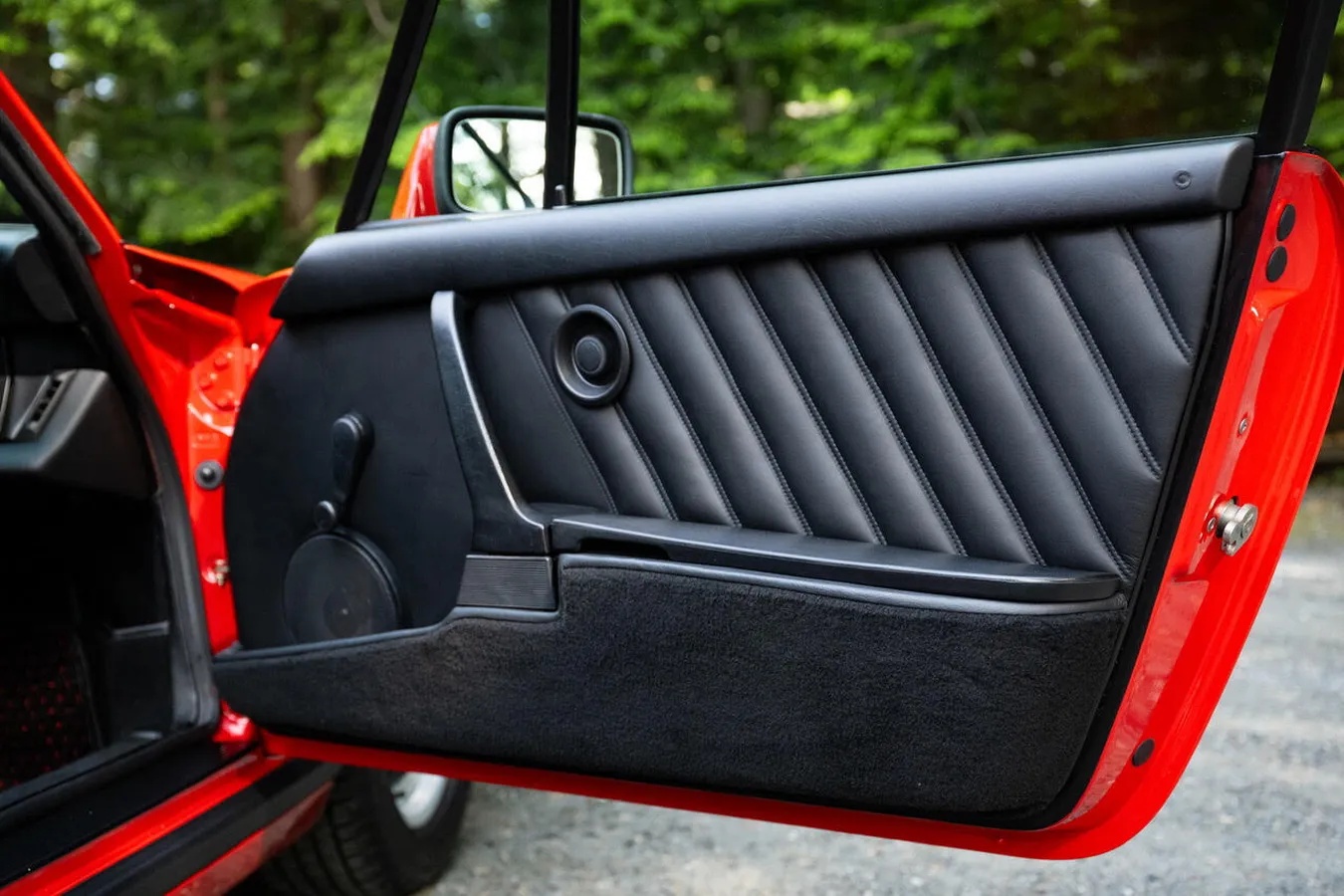 Porsche-911sc-1979-Guards-Red-Black-13