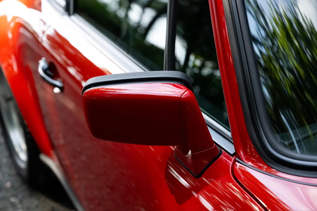Porsche-911sc-1979-Guards-Red-Black-17