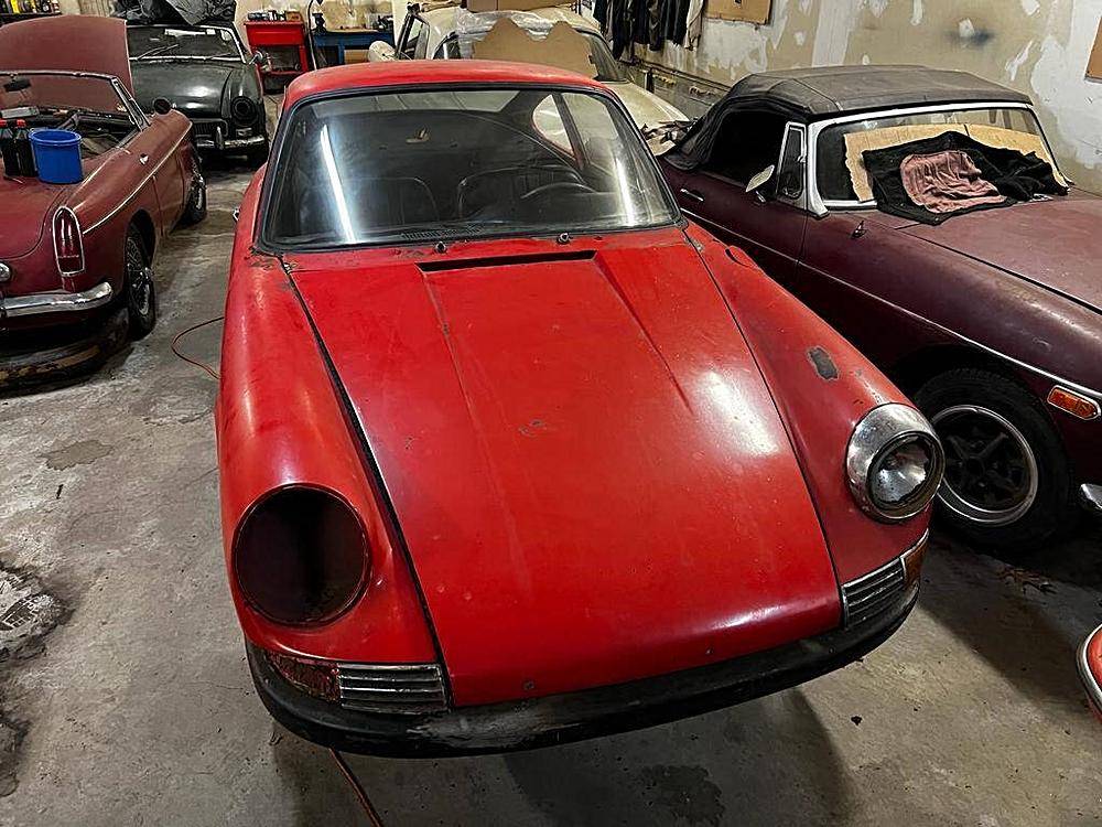 Porsche-912-1965-custom-1