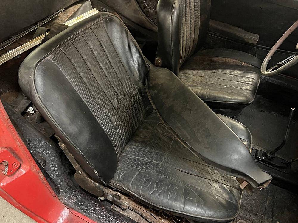 Porsche-912-1965-custom-21