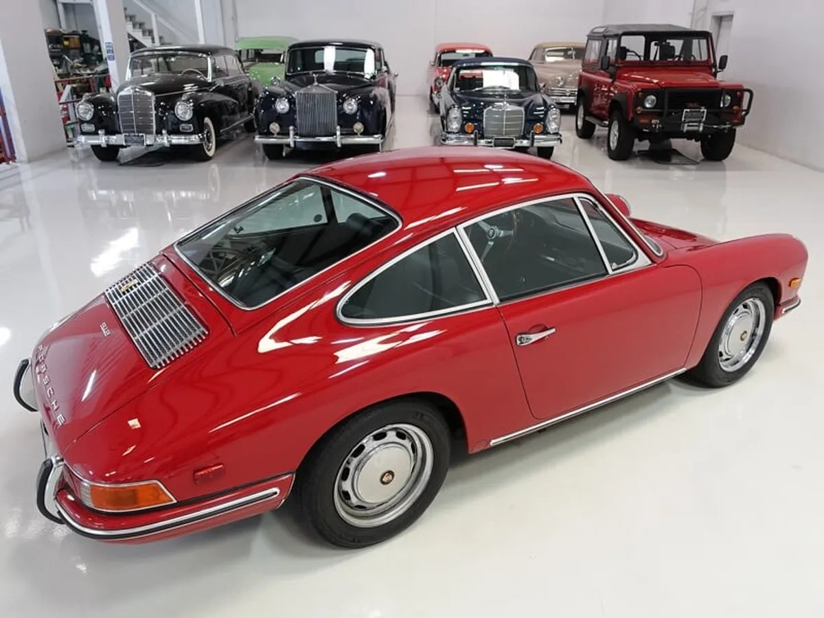 Porsche-912-1968-Red-Black-10