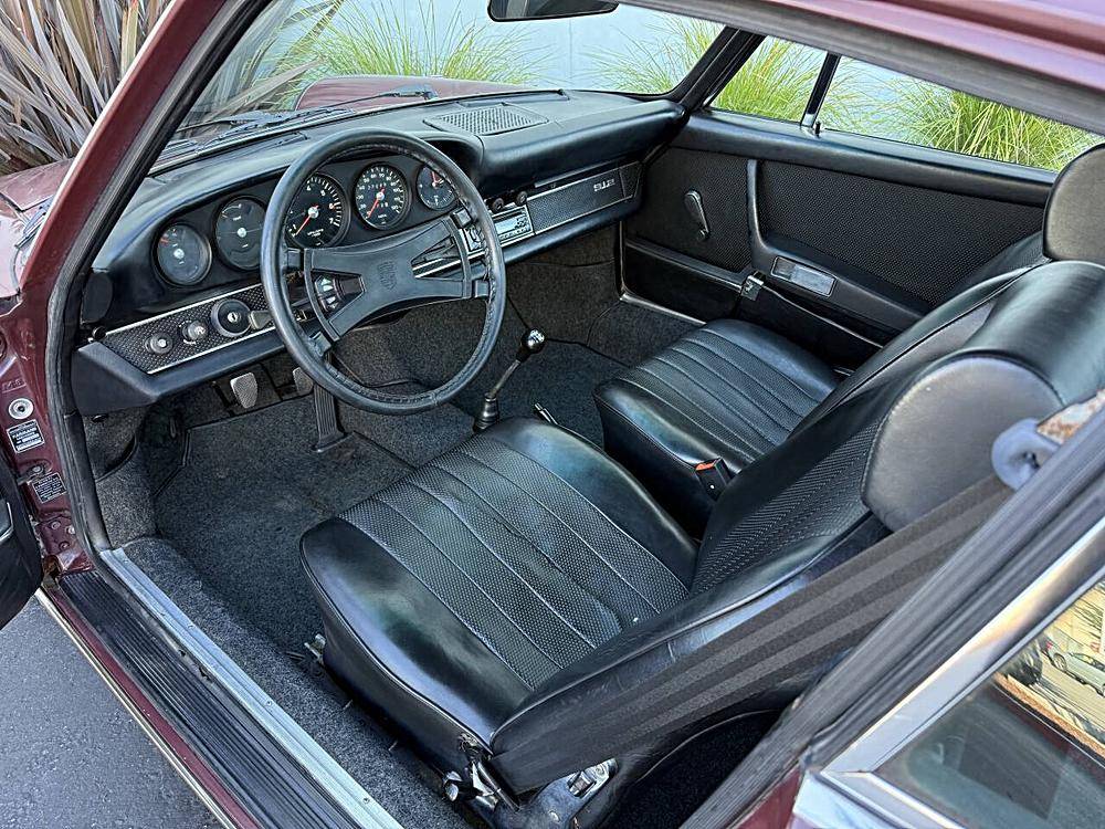Porsche-912-1969-purple-21
