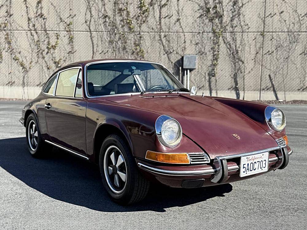 Porsche-912-1969-purple-27