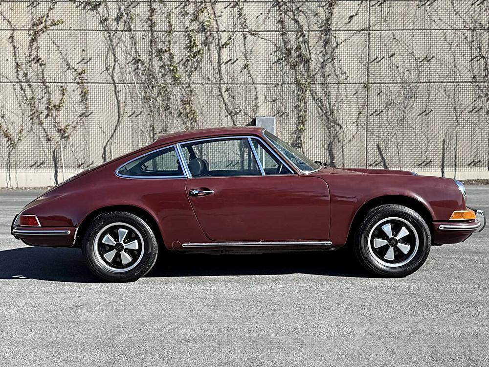 Porsche-912-1969-purple-9