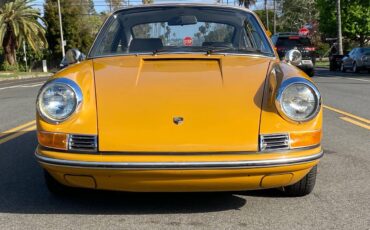 Porsche-912-1969-yellow