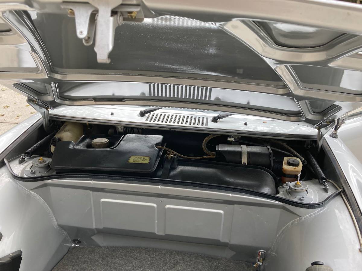 Porsche-914-1974-silver-5