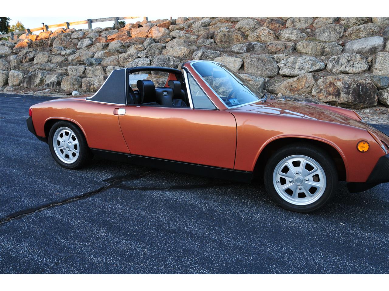 Porsche-914-1975-Copper-Metallic-Black-Leather-2