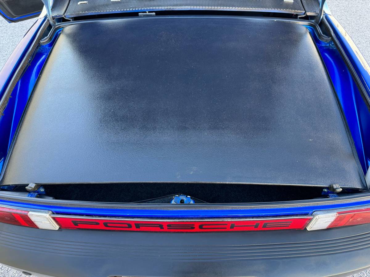 Porsche-914-1976-blue-8