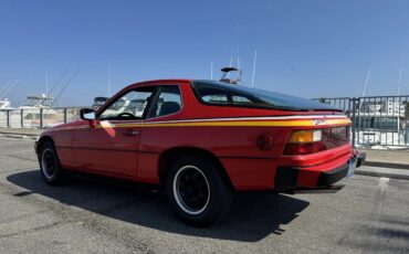 Porsche-924-1979-Guards-Red-Tartan-Red-1