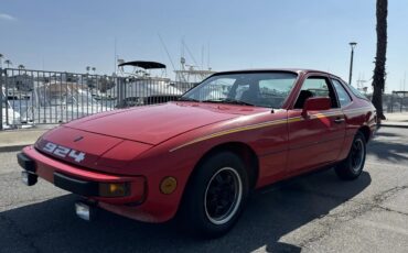 Porsche-924-1979-Guards-Red-Tartan-Red-2