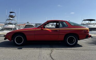 Porsche-924-1979-Guards-Red-Tartan-Red-7