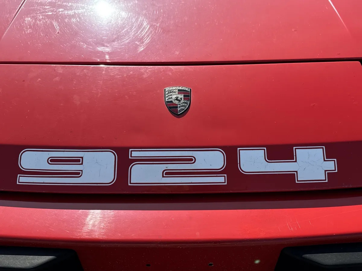 Porsche-924-1979-Guards-Red-Tartan-Red-9