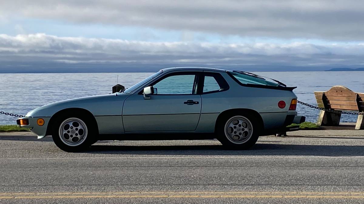 Porsche-924s-1987-green-9